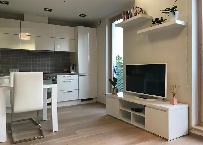 Smart Studio Apartment With Free Parking